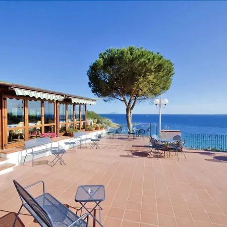 Baia Imperiale Spiaggia di Cavoli