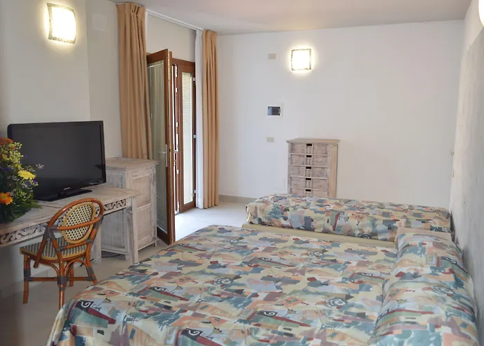 Hotel Baia Imperiale Spiaggia di Cavoli