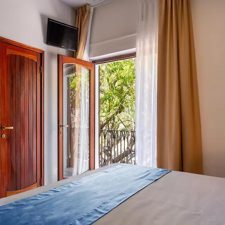 Baia Imperiale 4* Spiaggia di Cavoli