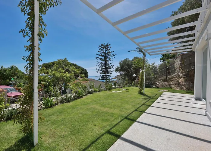 Hotel Baia Imperiale 4*