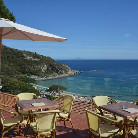 Baia Imperiale Spiaggia di Cavoli