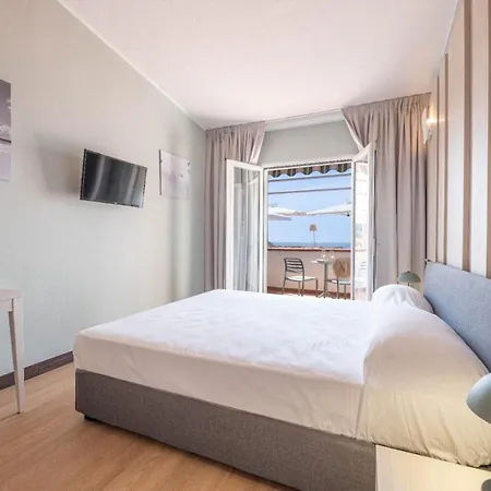 Baia Imperiale Hotel 4*