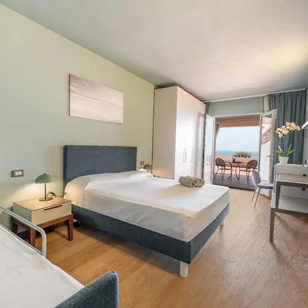 Hotel Baia Imperiale Spiaggia di Cavoli