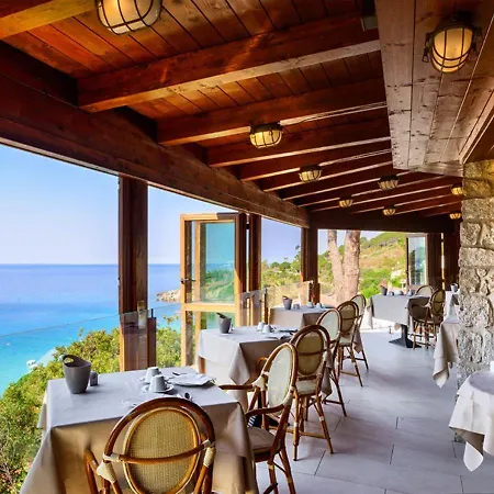 Baia Imperiale Hotel 4*