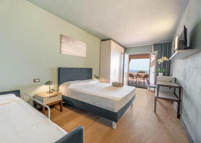 Hotel Baia Imperiale Spiaggia di Cavoli