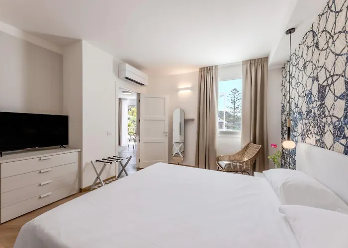 Baia Imperiale 4* Spiaggia di Cavoli