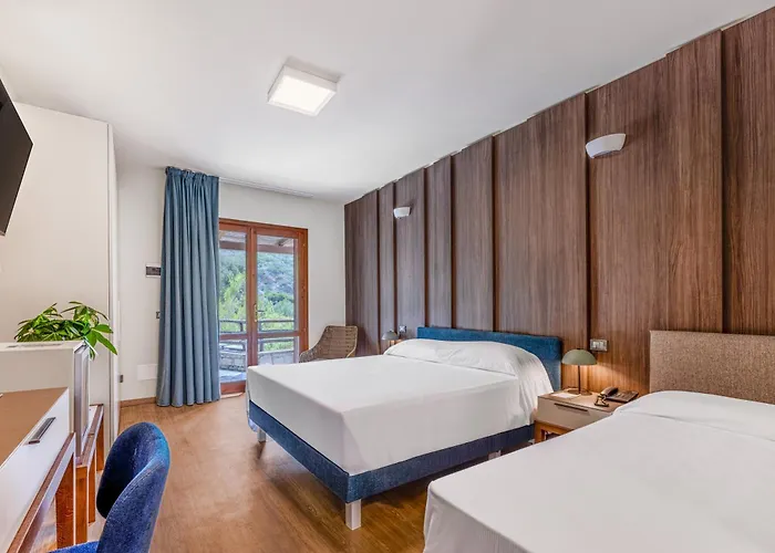 Baia Imperiale 4* Spiaggia di Cavoli