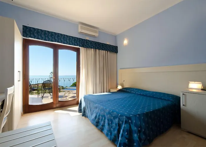 Baia Imperiale Spiaggia di Cavoli